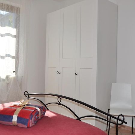 B&B Sarita'S Rooms Certosa di Pavia Εξωτερικό φωτογραφία